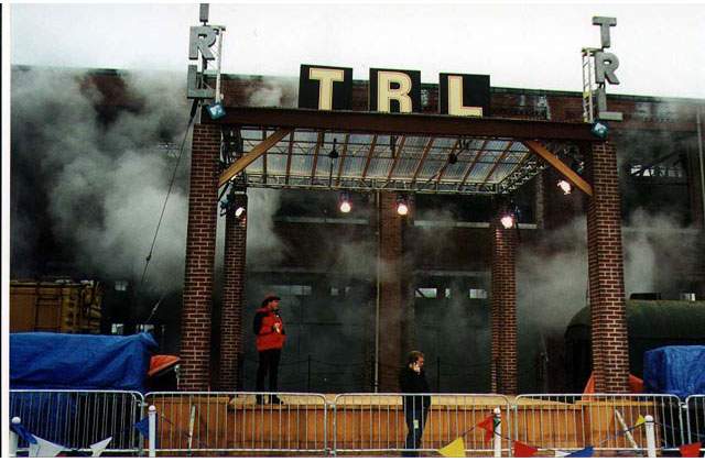 MTV TRL four-tower stage production